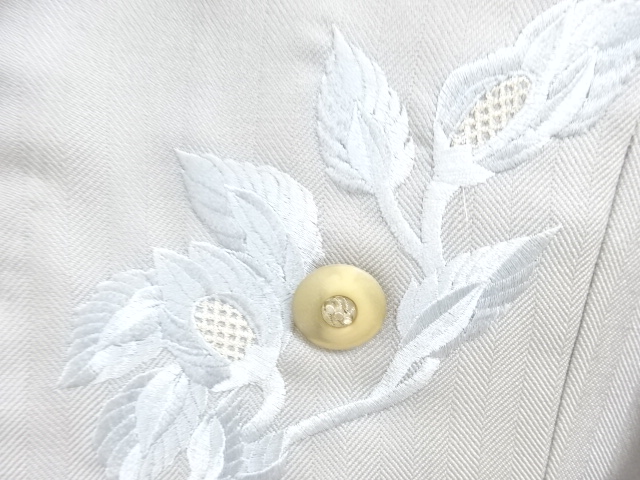  タキシード　(ベスト付き)(A7)